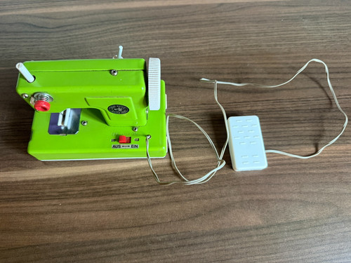 Spielzeugnähmaschine sewing - spielzeugnähmaschine,
