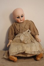 Alte Puppe Mignonette blaue