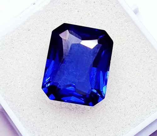 Natürlicher blauer saphir - natürlicher,