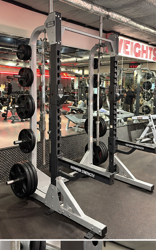 Hammer strength elite half - strength,