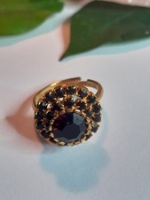hübschen vintage Ring mit granat roten  Steine