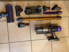 DYSON V11 absolute, kabellose Akku-Staubsauger, viel Zubehör,