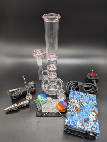 Digital enail and pink - enail, triple