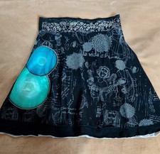 Schöner knielanger Rock von Desigual mit Schwung