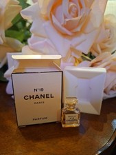 Chanel N19 Parfüm Miniatur