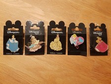 5x Disneyland Paris Pins, ca