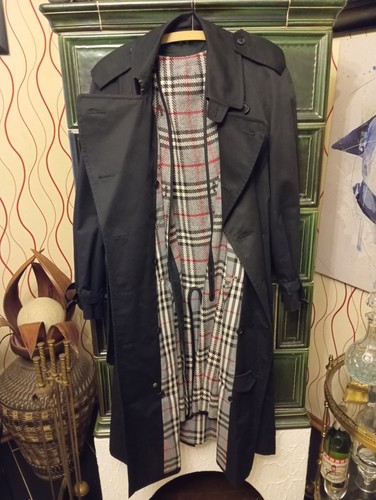 Original burberry trenchcoat - original,