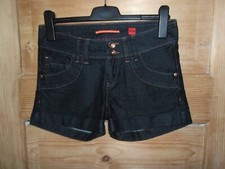 Damen *** QS by s.Oliver *** Jeans/Shorts/Hotpants blau stretch Gr. 36 Top Neuw.