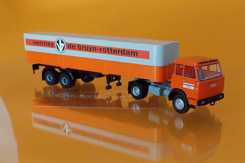 Brekina 82260 henschel - f, s
