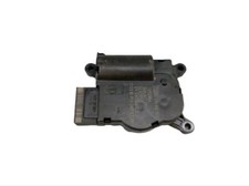 Stellmotor Heizung für VW TOURAN (5T1) 2.0 TDI 5Q0907511L