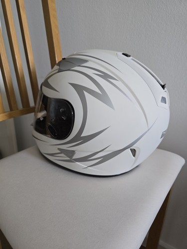 Motorrad helme verkaufen - zu,