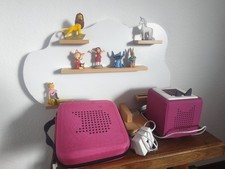 Toniebox mit Tonies, Regal und