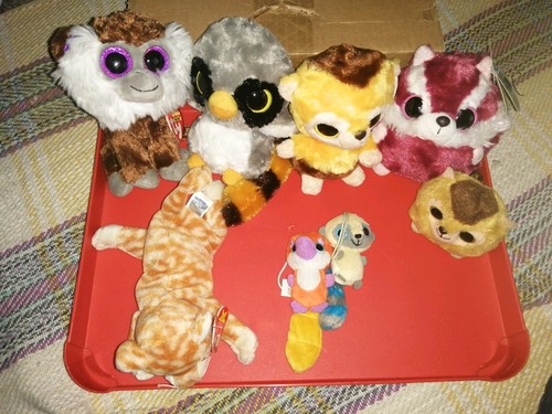 Yoohoo and friends x 4 - x2,,