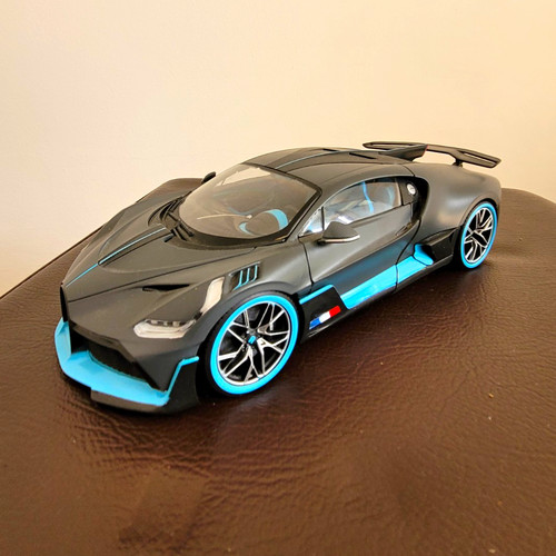 Bburago bugatti divo - bburago, –