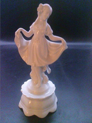GEROLD-PORZELLAN-FIGUR