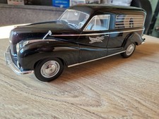 BMW 502 " Barockengel" Bestattungswagen von Schuco   in 1:18