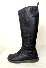 DR. MARTENS HALEY HOHE STIEFEL GR. 39 WATTIERT ZIP SCHWARZ DOC STIEFEL S2504