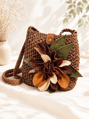 Ultra fashion raffia bag with - fashion,