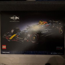 LEGO Technic Oracle Red Bull