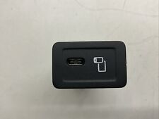 USB PORT C ANSCHLUSS BUCHSE MERCEDES A B C E S KLASSE GLE GT GLS Telefon Laden