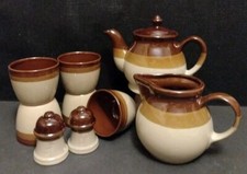 Keramik Teeservice mit Milchkrug - Braun Beige - 70er Kult - 11-teilig Frühstück