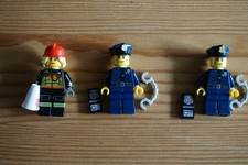 Lego City Minifiguren, 2 x Polizist, 1 x Feuerwehrfrau, mit Zubehör