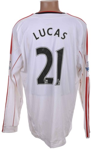 Liverpool 2010 2011 - , auswärts