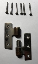 Historische Scharniere für