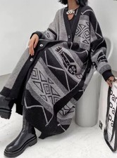 Schwarz grau weich dick Strick