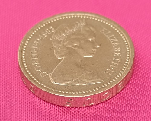 1pfund1983 elizabeth upside - 1pfund1983, ii