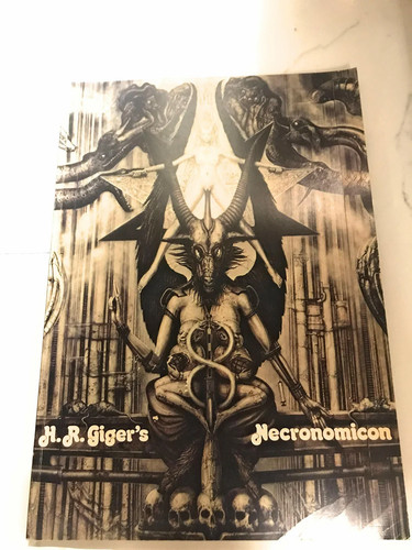Giger s necronomicon in - r.,