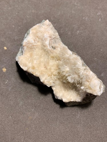 Natrolith stbr richter - natrolith,stbr.,