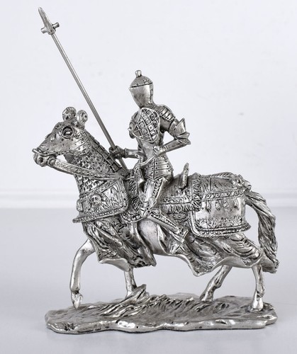 Figur ritter auf pferd - figur,
