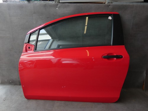 Diff tür vorne links yaris - tür,