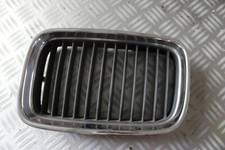Frontverkleidung Niere L 51138122237 BMW E36