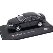 #19 Seat EXEO Sedan Blaue Farbe 1:43 IXO Fischer diecast Metallauto