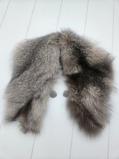 Silberfuchskragen mit 2