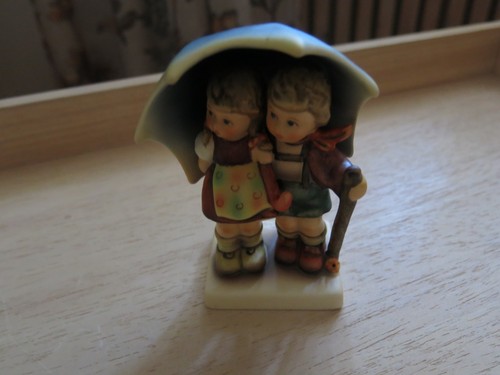 Hummel figur von goebel unter - goebel,