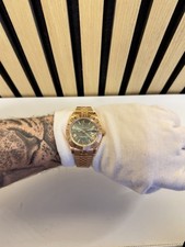 Seiko NH35 Olivgrüne Uhr mit