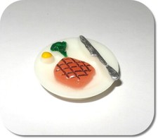 Miniatur Teller mit Essen