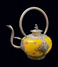 alte chinesische Teekanne Porzellan handbemalt Messing versilbert Drachen Motive