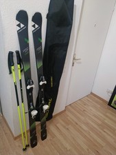 Ski und Skischuh der Marke Fischer für Anfänger