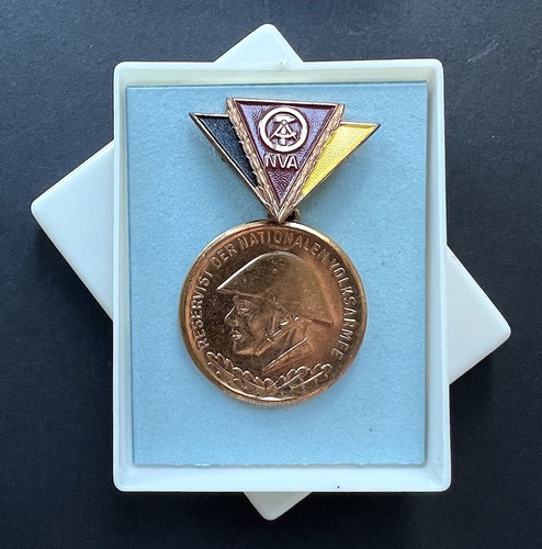 Ddr abzeichen medaille orden - abzeichen,