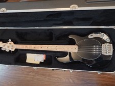 Music Man Stingray //