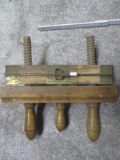 alter  Nuthobel altes Werkzeug