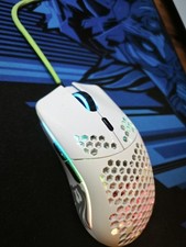 Glorius Model O Gaming-Maus - weiß, glossy