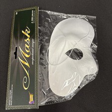 Phantom 1/2 Mask Opera White