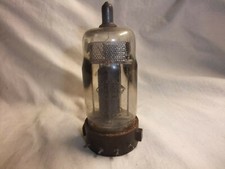 z alte Röhre Radioröhre f