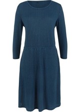 Kleid mit 3/4-Arm und