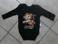 STRAMPLER  --  GR. 0 BIS 3 MONATE  --  SCHWARZ MIT MOTIV  --  100% BAUMWOLLE